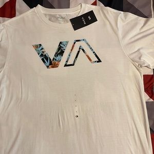 RVCA label T Shirt